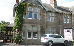 Ardfern Guest House Perth